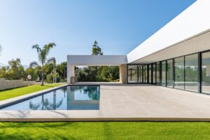 “Evimin Arkasına Havuz Yaptırsam Kaça Mal Olur?” Sorusunun Detaylı Cevabı